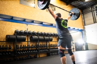 Random workouts don’t make you fit.
Good variation does.

Constantly varied doesn't mean random.
Variation is with a purpose.

Strength. Conditioning. Skills.
Mixed in a way that builds something complete.

If you only train what you like…
you’ll get really good at avoiding your weaknesses.